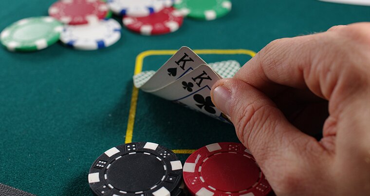 Learn all about the nuances of sit & go poker