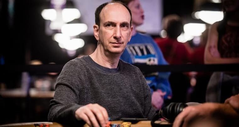 Erik Seidel secured the ninth World Series of Poker bracelet of his career, tying with the legendary figure that is Johnny Moss.